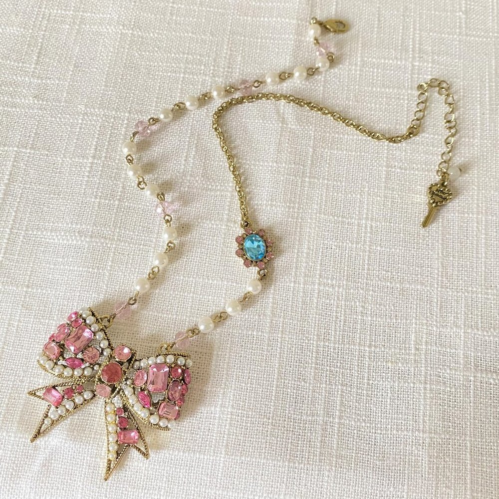 Betsey Johnson Pink Bow Pearl & Gold-Tone Rhinestone Necklace